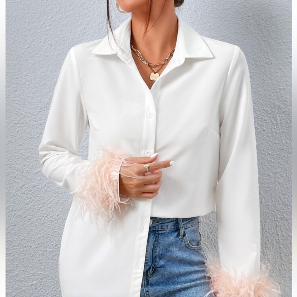 Shein white button down pink faux fur cuffs Size L (8/10)